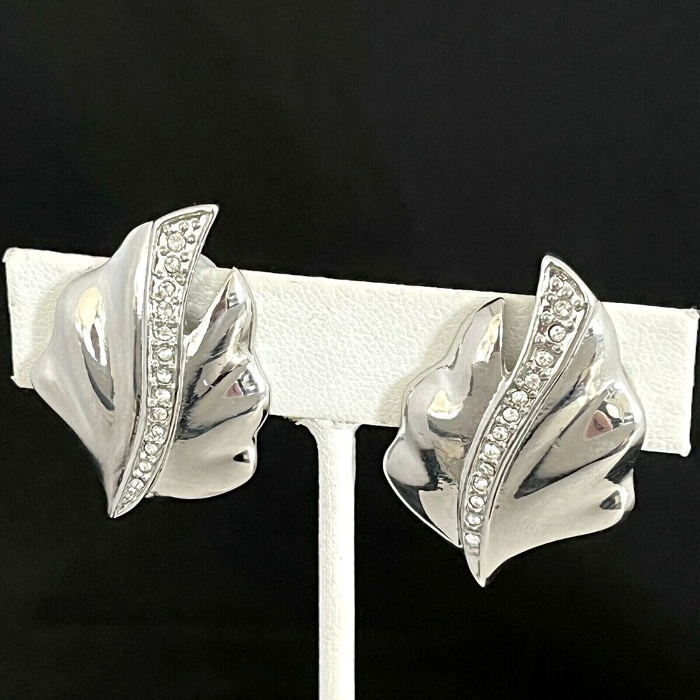 Vintage 1980s Leaf Earrings Silver Tone Crystal Clip On - 6U